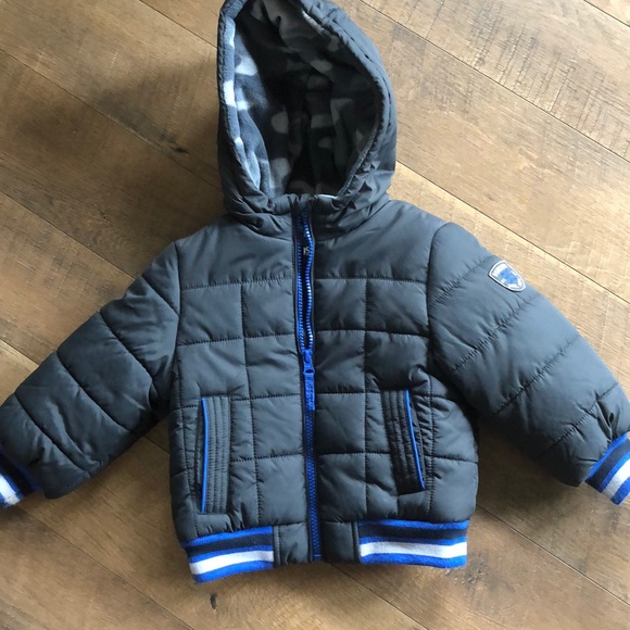 Puffy jacket - Picture 1 of 4